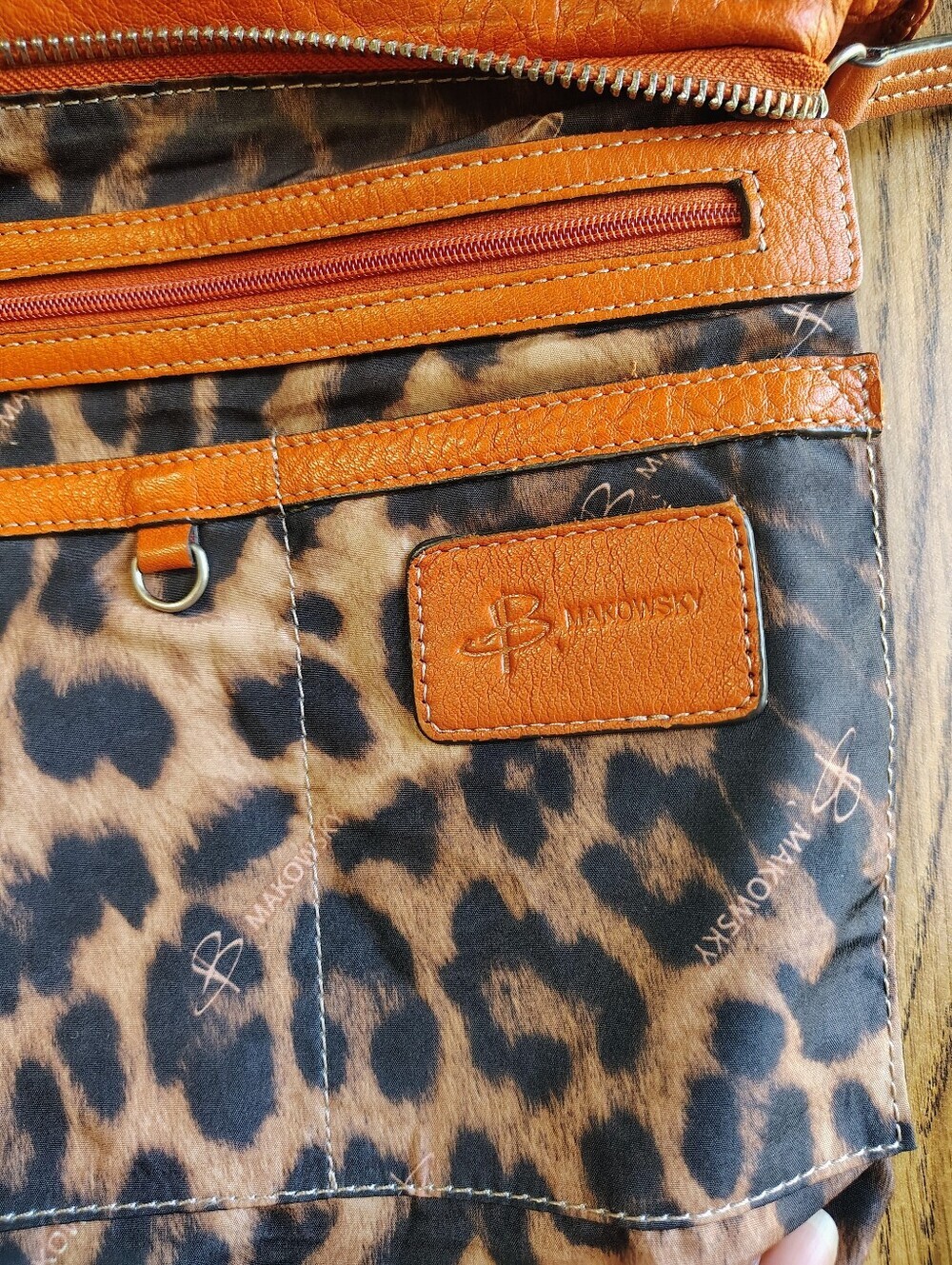 B.Makowsky Orange Genuine Leather Crossbody Bag and Animal Print Multi Pockets. - Picture 3 of 15